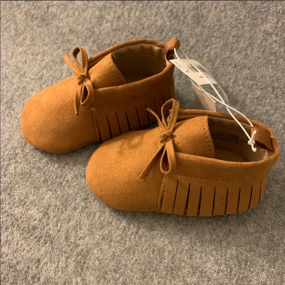 NWT Moccasins size 3-6 months unisex shoes